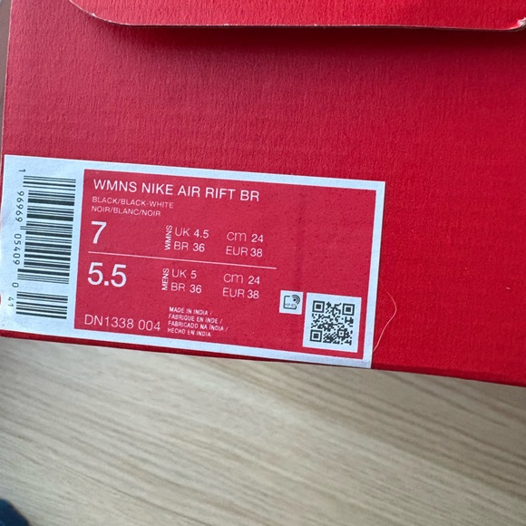 Nike Air Rift - Picture 4 of 4